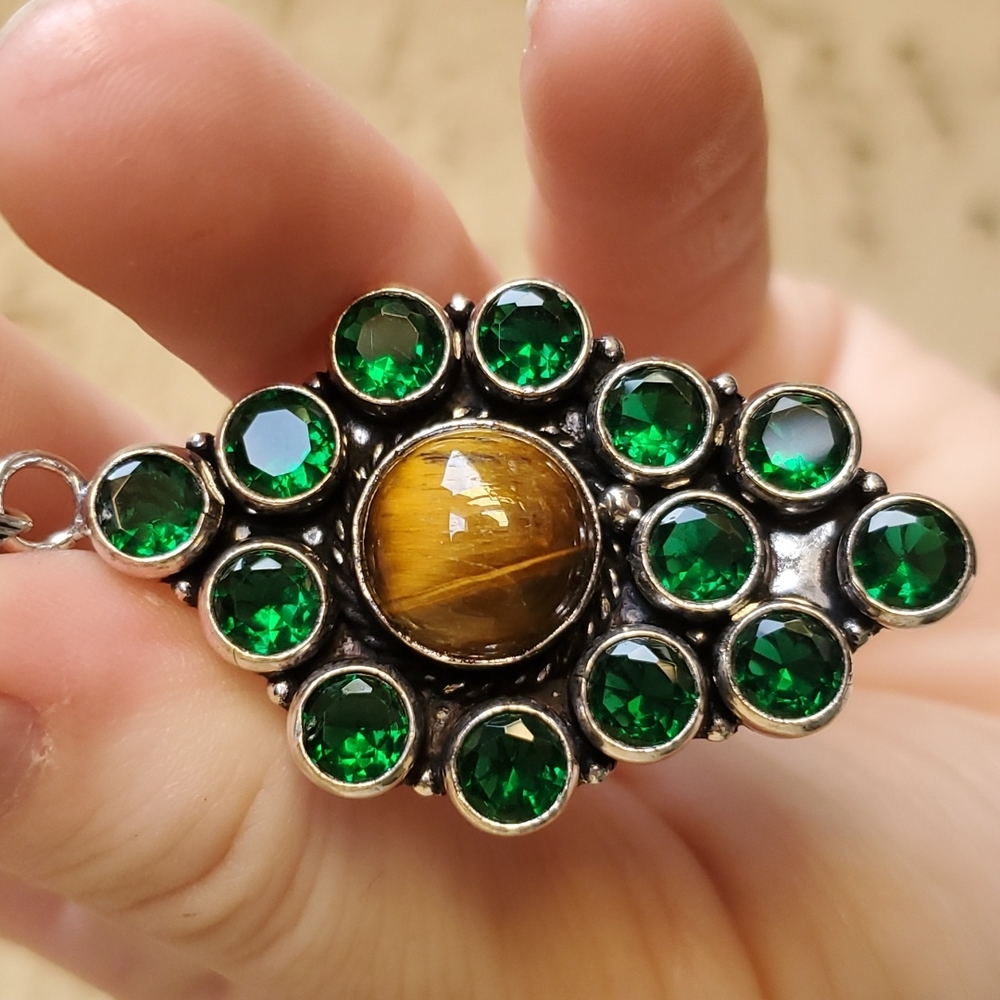 New Tiger Eye and Chrome Diopside 925 Silver Pendant.